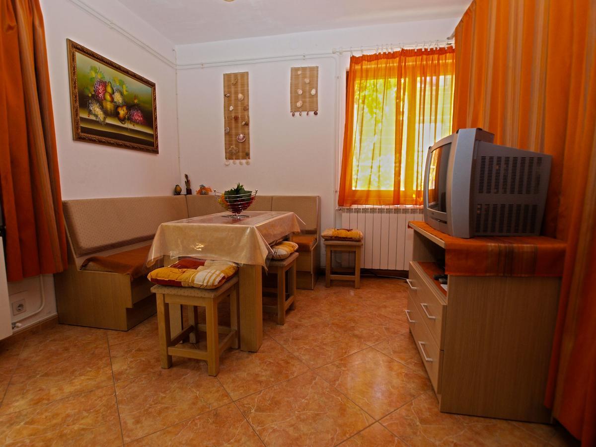 Apartments Irena 531 Pula Ngoại thất bức ảnh